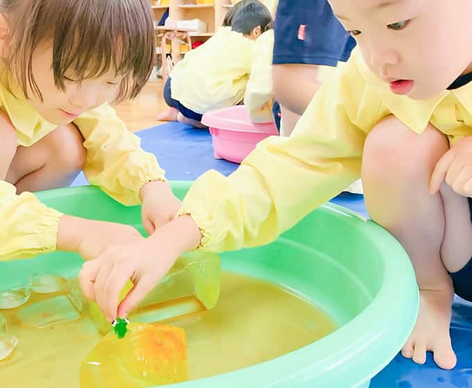 氷遊び